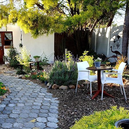 19 On Robyn Lägenhet Durbanville Exteriör bild